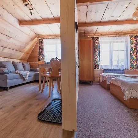 Kiry 9 - I Lejlighed